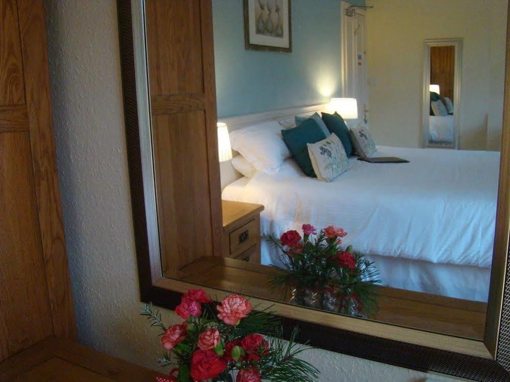 Pine Lodge Линтон Экстерьер фото